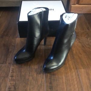 nine west querelle gore platform boot